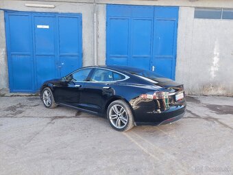 Tesla Model S85 - 3