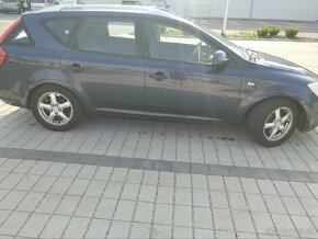 Kia Ceed - 3