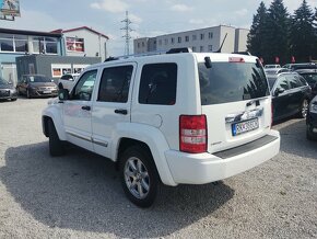 Jeep Cherokee 2.8 CRD Sport, 147kW, M6, 5d. - 3