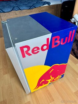 RedBull chladnička - 3