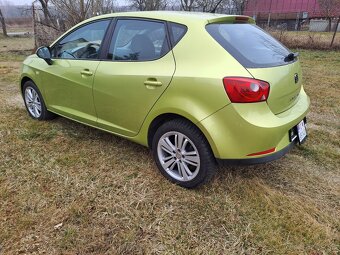 Seat ibiza 1.4 63kw 85ps rok 2010 - 3