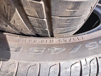 Predám letné Pirelli 235/45/R18 - 3