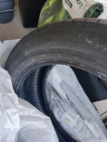 Predám letné pneumatiky Pirelli P-Zero  225/50 R18 - 3