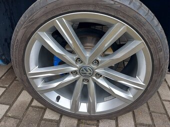 VW Dartford 5 x 112 R 18, 8 j et 44 plus pneu - 3