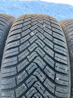 Celoročne pneumatiky Continental 215/60 R17 - 3