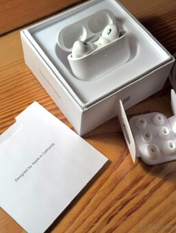 Apple AirPods Pro 2 - 3