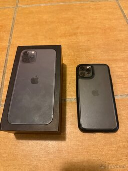 iPhone 11 Pro 256 GB - 3