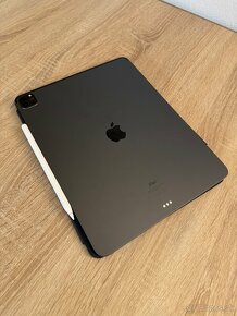 iPad Pro M1 12,9 5. Generácia 128GB - 3