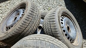 5x108 215/55 r16 Ford zimne - 3