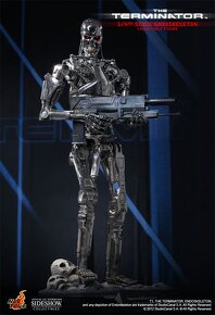 Sideshow (Hot Toys)  Terminator T-800  T2 Endoskeleton QS002 - 3