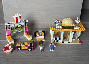 41349 LEGO Friends Drifting Diner - reštaurácia - 3