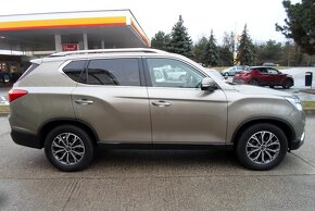 SsangYong Rexton 2.2L 4x4 automat,7-miestne,kamera,koža,navi - 3