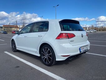 Predám Volkswagen Golf R-line 1,4 tsi 90 kw - 3