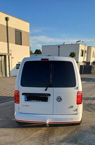 VW Caddy  2.0 TDI  Trendline   90 tis. km - 3