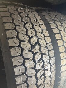 Michelin 225/75 R17,5 - 3