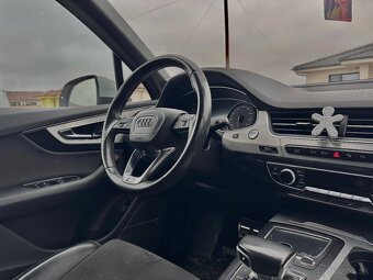 Audi Q7 S-line - 3