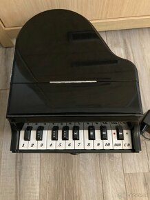 Radio s CD piano - 3