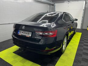 Škoda Superb 2.0 TDI 190k 4x4 Style DSG EU6 - 3