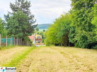 POZEMOK v STREDE MEDZAN, 1351 m2, VHODNÝ NA VÝSTAVBU RD. - 3