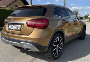 Mercedes-Benz GLA 200d - 3