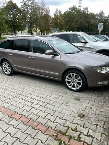 Predam  Škoda  super B   125  kw   diesel  2012 - 3