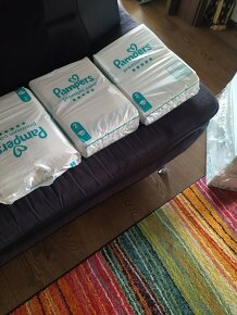 200ks Pampers premium care 2 - 3