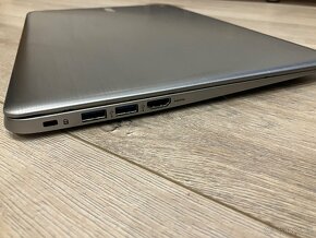 Acer Chromebook s bezproblemovym Chrome OS a 4GB ram - 3