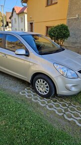 Predám hyundai i20 - 3