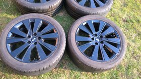 elektrony 5x114,3 r19 obute 245/45 R19 - 3