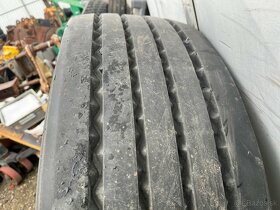 Continental HSR 2 315/70 R 22,5 na disku , dezén 50%, - 3