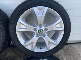 5x112 R17 ET54 ORIGINAL Škoda 225/45 R17 - 3