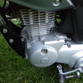 HONDA CBF 125- M - 3