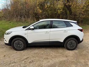 Opel Grandland X 1.2 TURBO - REZERVOVANÉ - 3