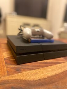 [SOLD] Sony Playstation 4 FAT 500GB - 3