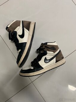 Jordan 1 Dark Mocha - 3