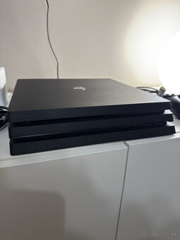 Playstation 4 Pro 1TB - 3