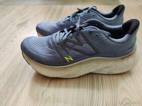 New Balance Fresh Foam More v4(27.5cm / 43 ) - 3