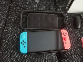 Nintendo switch - 3