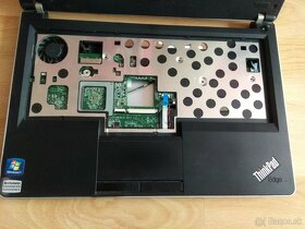 predám nefunkčný Lenovo thinkpad edge 13 type 0221 - 3