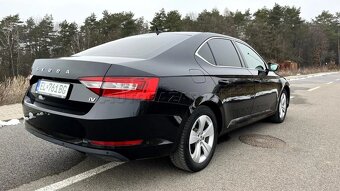 Skoda Superb top vybava - 3