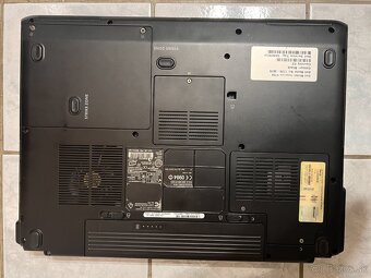 Dell 1720 - Intel Dual Core - 2GB RAM - 500GB - Geforce 8600 - 3