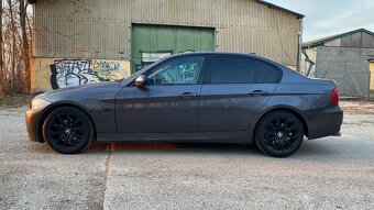 BMW E90 320D - 3