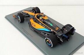 1:18 Spark McLAREN F1 MCL36 2022 - 3