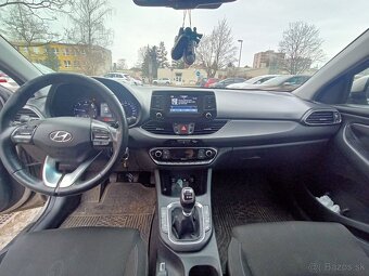 Hyundai i30 1.6crdi hatchback 2017 - 3