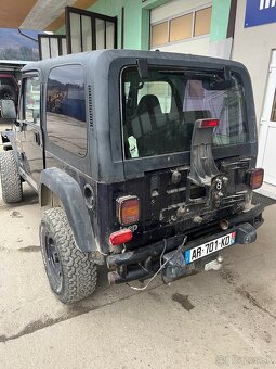 Jeep wrangler hard top - 3