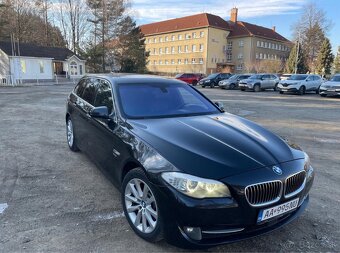 BMW 530d xDrive Touring - 3