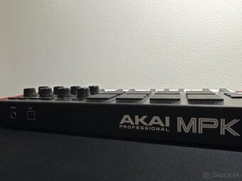 AKAI MPK Mini – MIDI kontrolér - 3