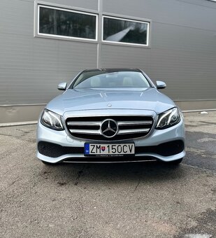 Mercedes E220 4matik - 3