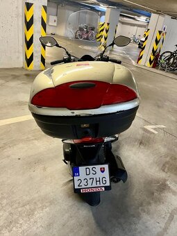 Skuter  Honda 150 - 3