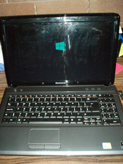 Notebook Lenovo G550 model 20023 - 3